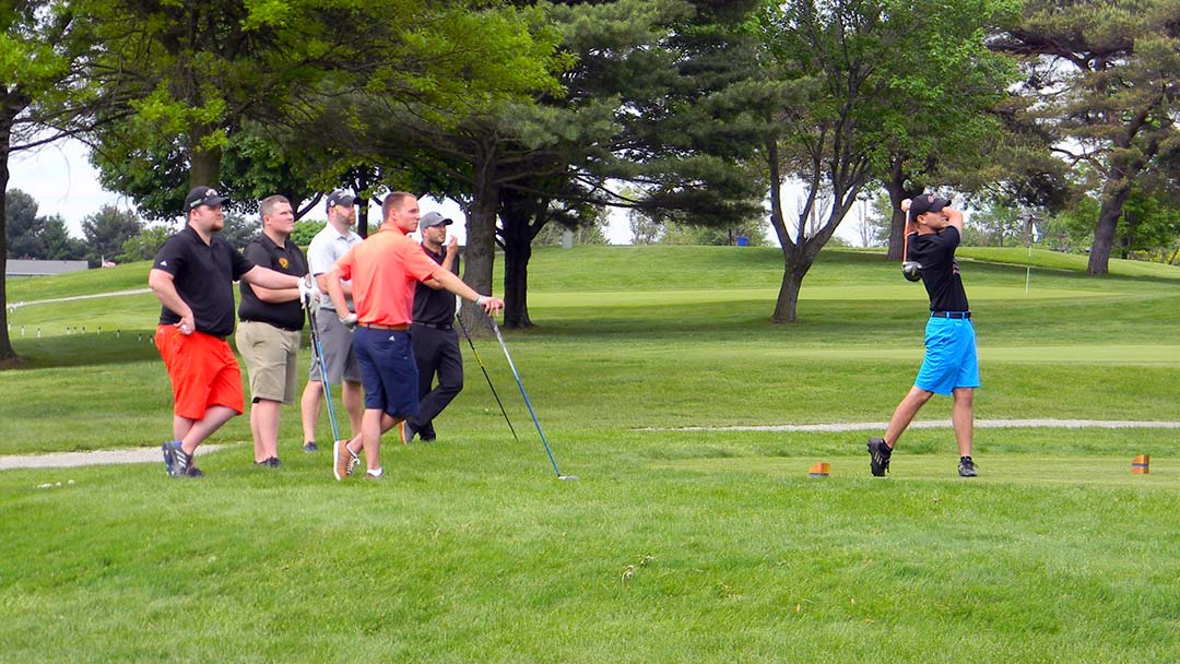 Scramble teams compete at Skyland Pines GC, Canton