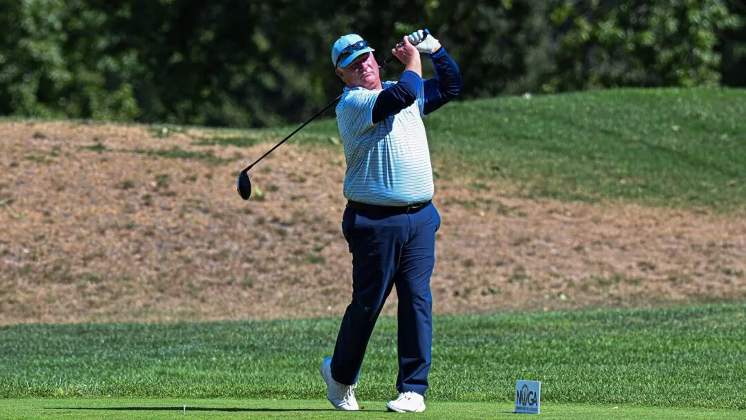 CLUBHAUS ×NOCOFFEE NO GOLF NECK PISTE CLUBHAUS × NOCOFFEE NO GOLF